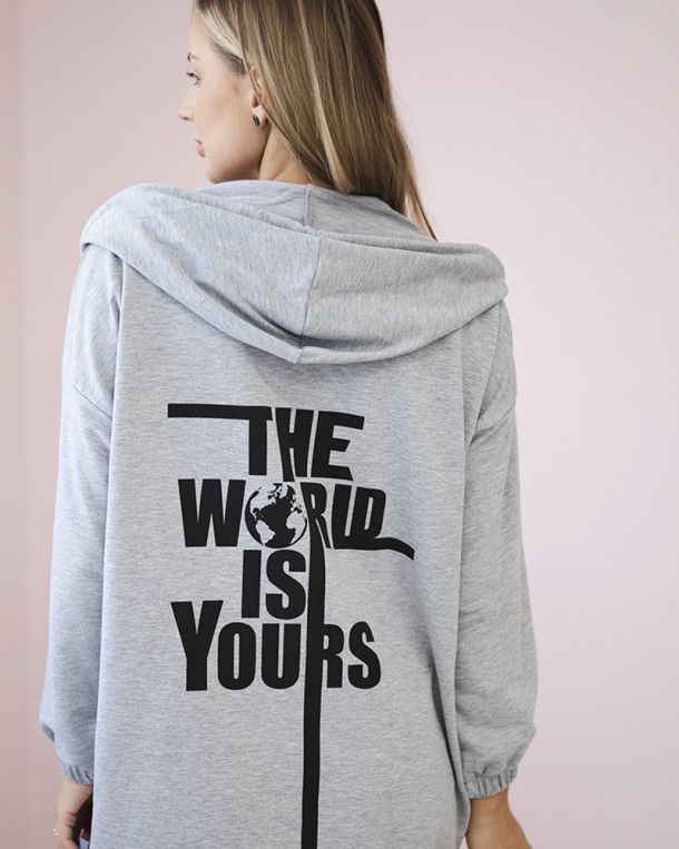 Bluza z nadrukiem "The world is yours"