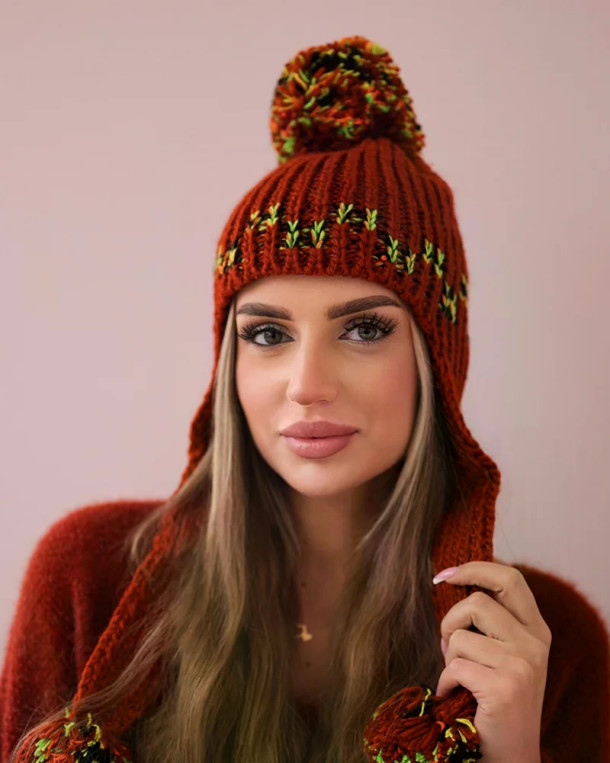 Czapka damska uszatka Nadia K321