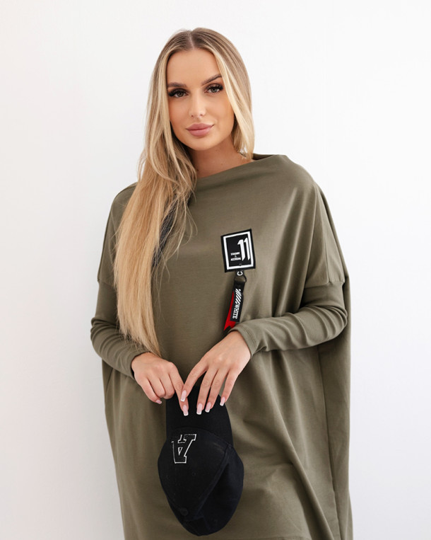Bluza oversize z asymetrycznymi bokami
